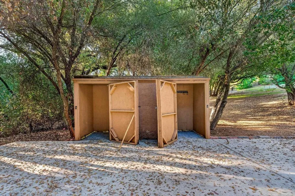 https://cdn.realtyfeed.com/cdn/127/306727249/e5d7c971abdf2eddd27209ed18d9482a.webp