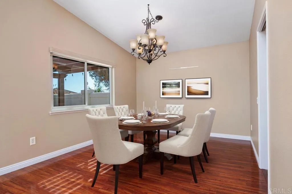 https://cdn.realtyfeed.com/cdn/127/306727251/227ffca1fb3532a43e7d53e13140abbd.webp