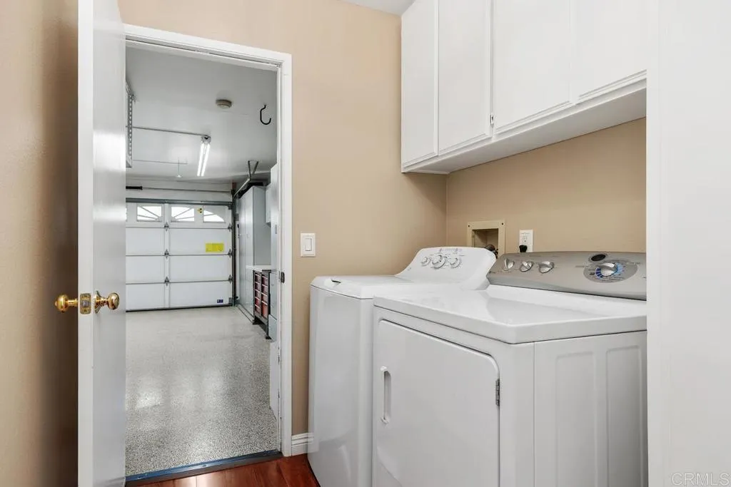 https://cdn.realtyfeed.com/cdn/127/306727251/4f97db7aa72b1d4a206fa62951eefe06.webp