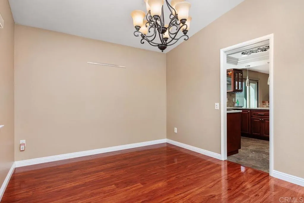 https://cdn.realtyfeed.com/cdn/127/306727251/5c34b361eda4767b3c958804eb1638bc.webp