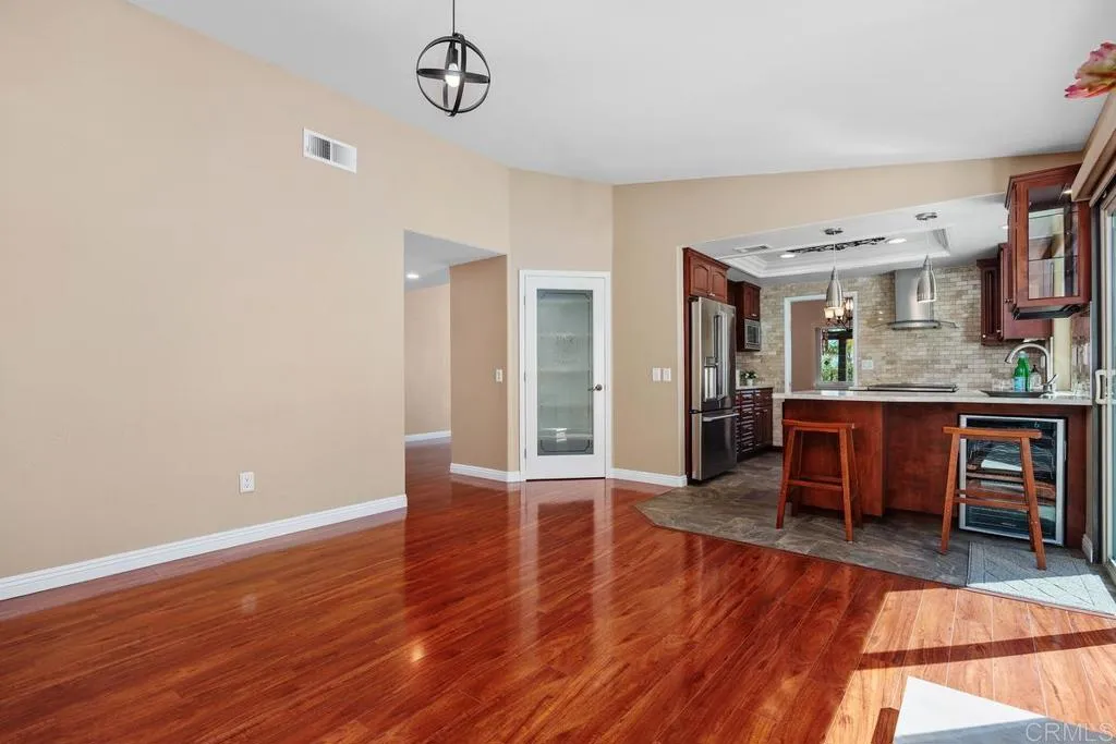 https://cdn.realtyfeed.com/cdn/127/306727251/abc2af95ac1d5917500771db978d7cc3.webp