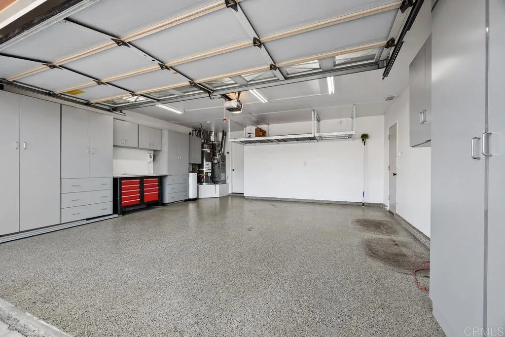 https://cdn.realtyfeed.com/cdn/127/306727251/b5c5e9cb09aedb9196b3032ee2ef7b7c.webp
