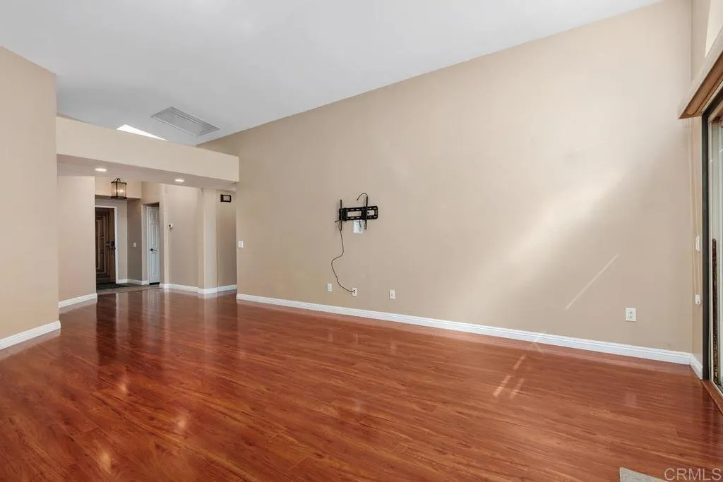 https://cdn.realtyfeed.com/cdn/127/306727251/b80aba271a3b553d516b4bd88b1a3b6f.webp