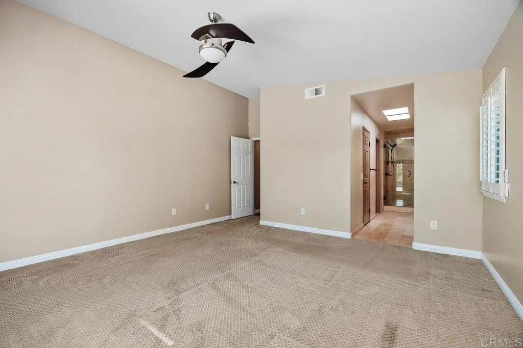 https://cdn.realtyfeed.com/cdn/127/306727251/e0eb84f08b9405ce77010625b2ac715e.webp