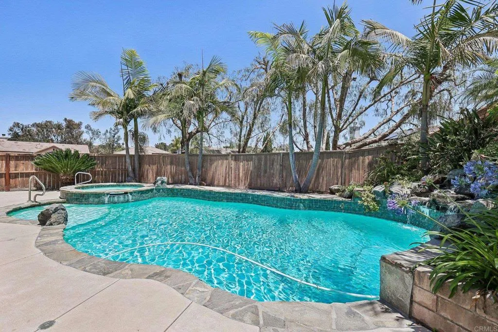 https://cdn.realtyfeed.com/cdn/127/306727319/049b6487ed1872aa3a569b7e89eedcbf.webp