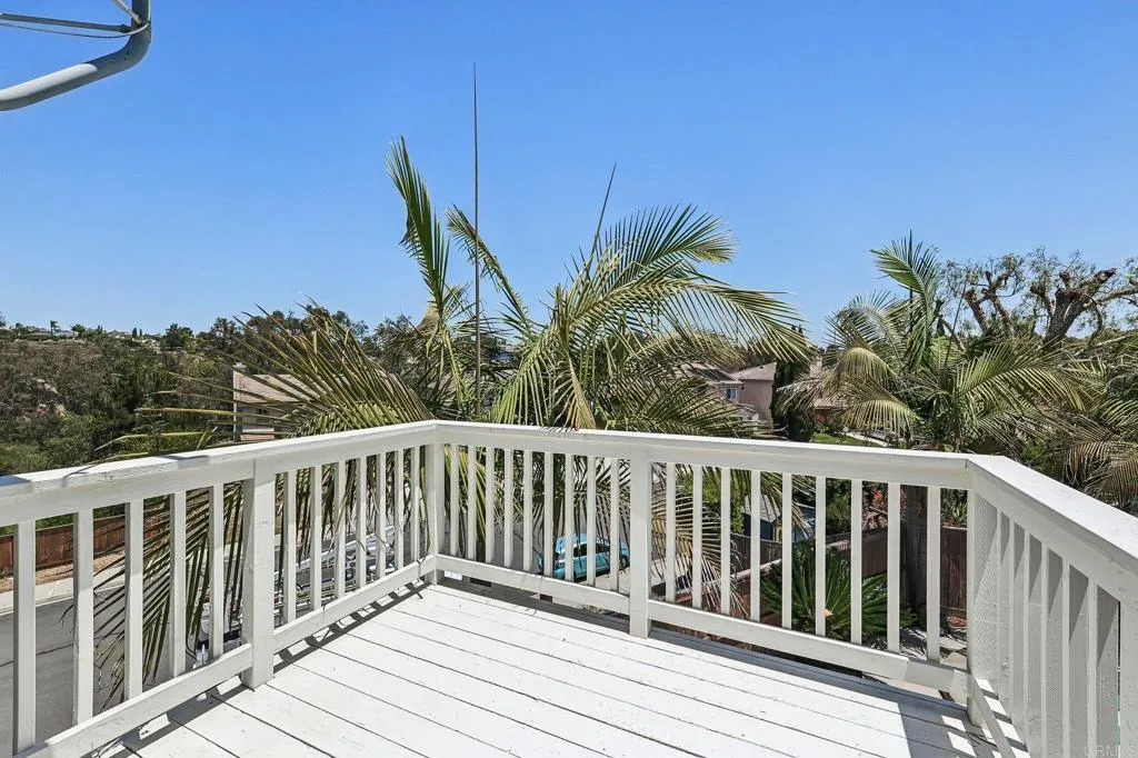 https://cdn.realtyfeed.com/cdn/127/306727319/21329d3cf53c0e9f32255a2a6dd5ce62.webp