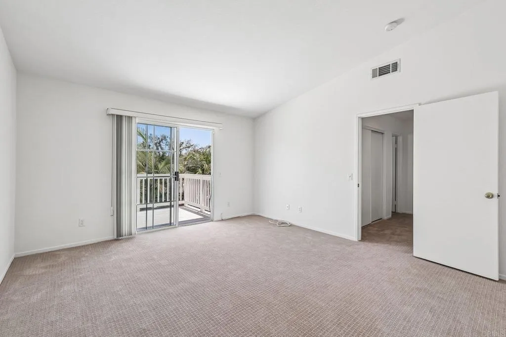 https://cdn.realtyfeed.com/cdn/127/306727319/48efa9923c6791beade7275e75d19601.webp