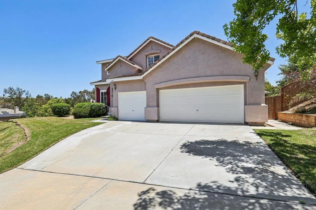 https://cdn.realtyfeed.com/cdn/127/306727319/6dbfa38857f4bf3bf6208e60dd670174.webp