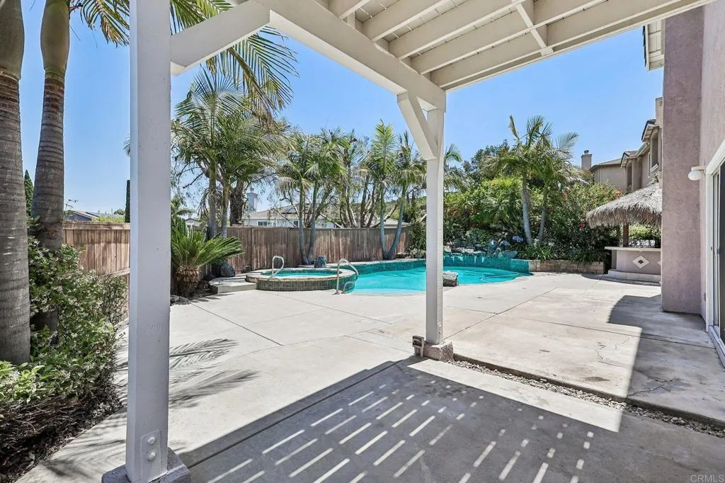 https://cdn.realtyfeed.com/cdn/127/306727319/f8a3bc0fa0eaddf1a24b7ed88172d755.webp