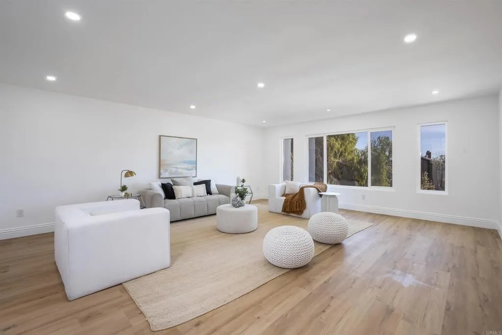 https://cdn.realtyfeed.com/cdn/127/306727364/1a2ffa4de75567ae6fd92e820cc544f8.webp