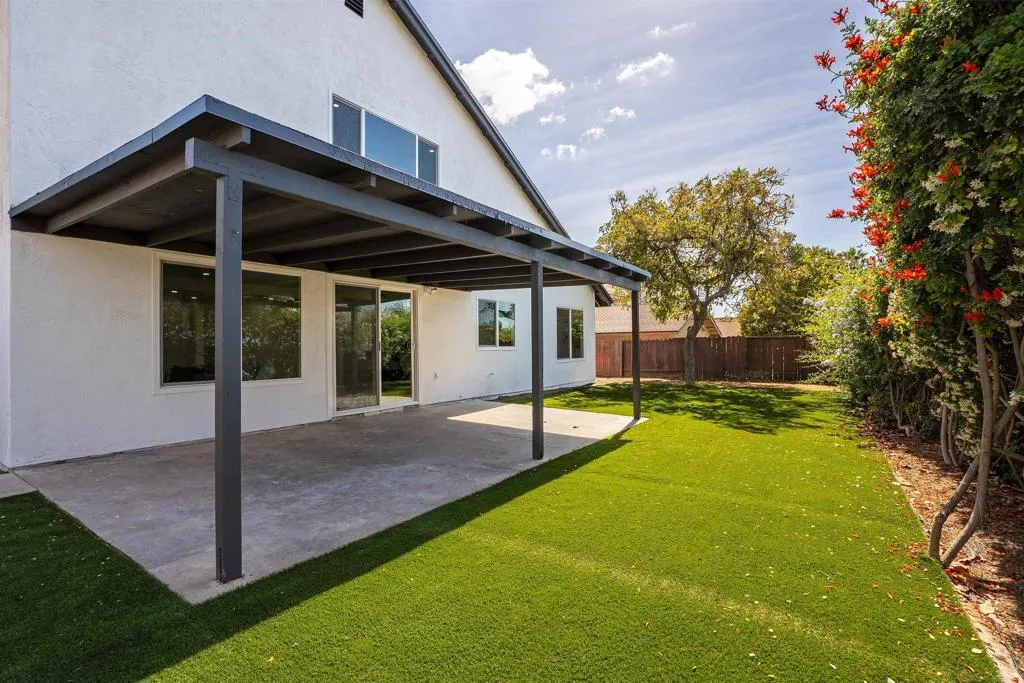 https://cdn.realtyfeed.com/cdn/127/306727364/255a159928bb0ad7444e4cda788ca70f.webp