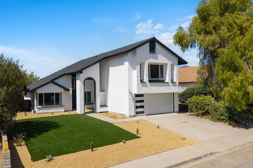 https://cdn.realtyfeed.com/cdn/127/306727364/2727d5197435755d32810c86499658f2.webp