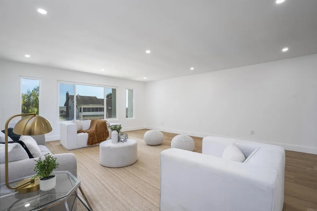 https://cdn.realtyfeed.com/cdn/127/306727364/2f7ec6919341ab599b67bd87e2848391.webp
