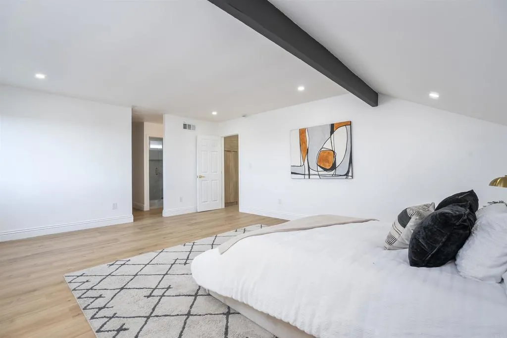 https://cdn.realtyfeed.com/cdn/127/306727364/36e6e3459afba9b75f64cd958cabf82d.webp