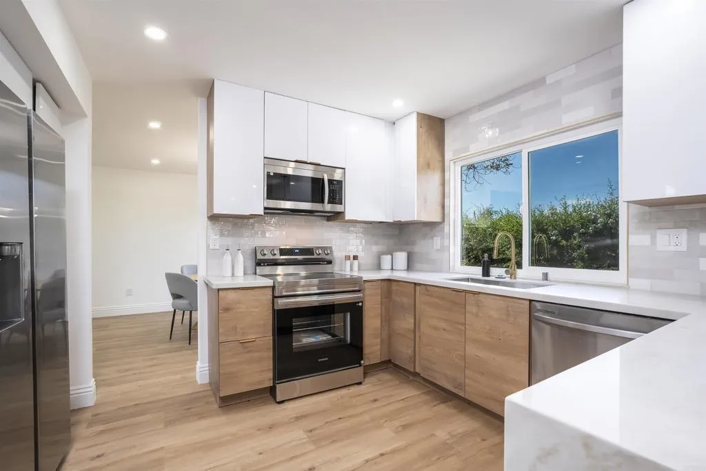 https://cdn.realtyfeed.com/cdn/127/306727364/66a024cb6599e9b6f4486441df4bd888.webp