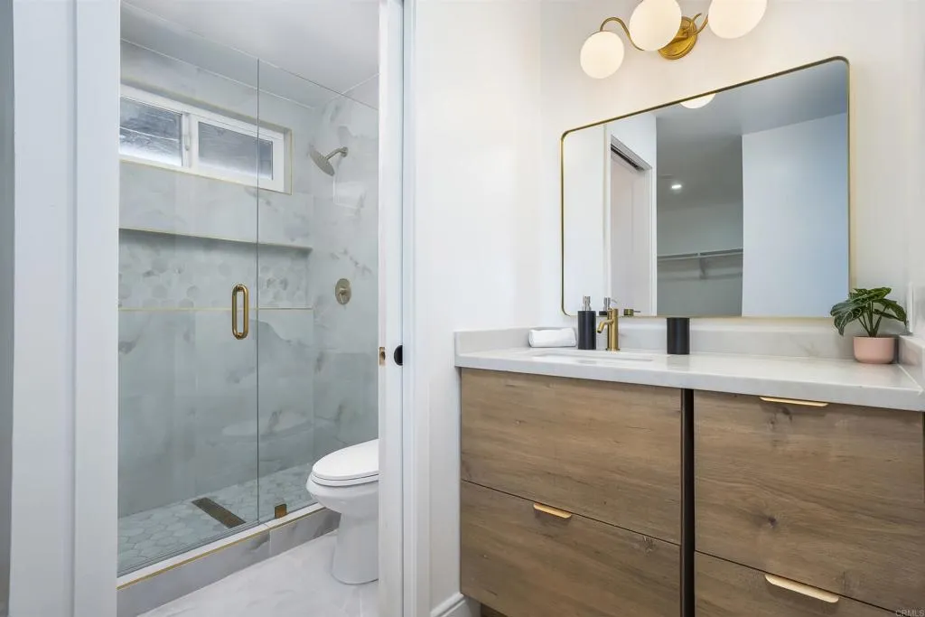 https://cdn.realtyfeed.com/cdn/127/306727364/921b921f2f010b978ed1059d378266b1.webp
