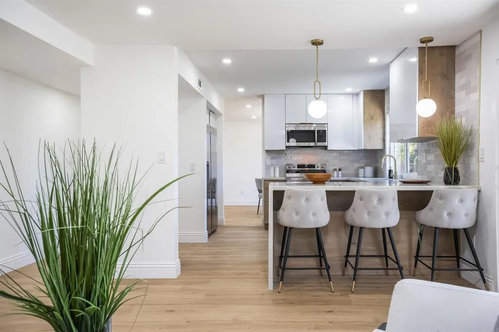 https://cdn.realtyfeed.com/cdn/127/306727364/d7018b91f2773005e5eb24d1b51b2f2b.webp