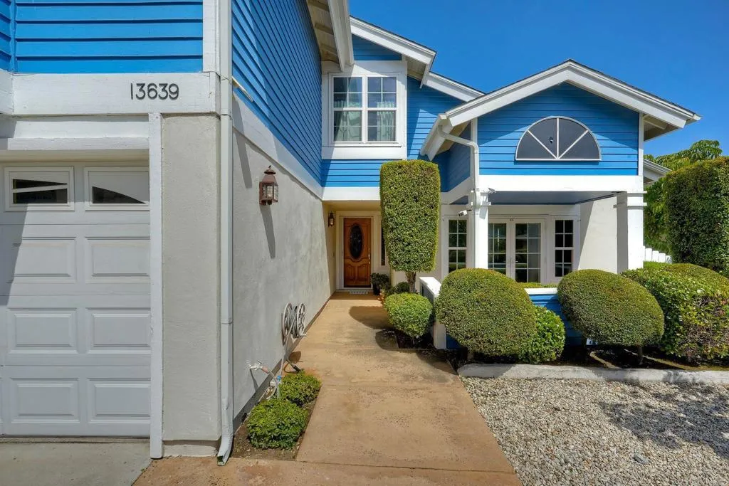https://cdn.realtyfeed.com/cdn/127/306727372/2a248f0d81acd7f06e61cc229d33f404.webp