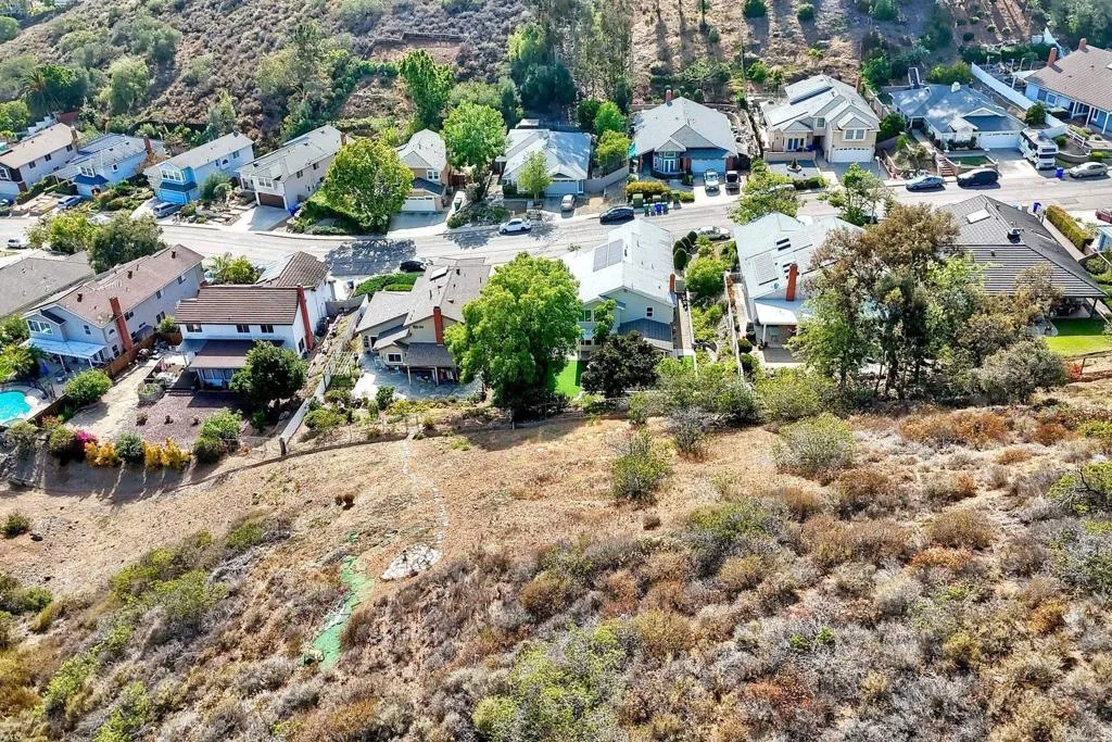 https://cdn.realtyfeed.com/cdn/127/306727372/5e50be57f85de1f697c8839b1ccf4fc5.webp