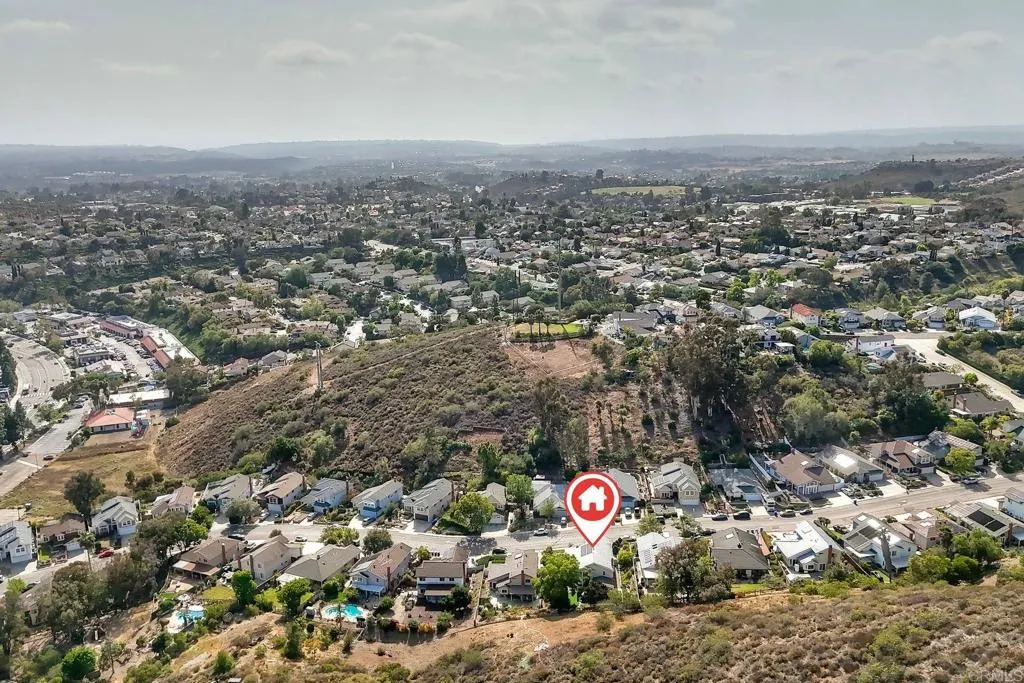 https://cdn.realtyfeed.com/cdn/127/306727372/5f341c085fdbb9c543335b41879aee84.webp