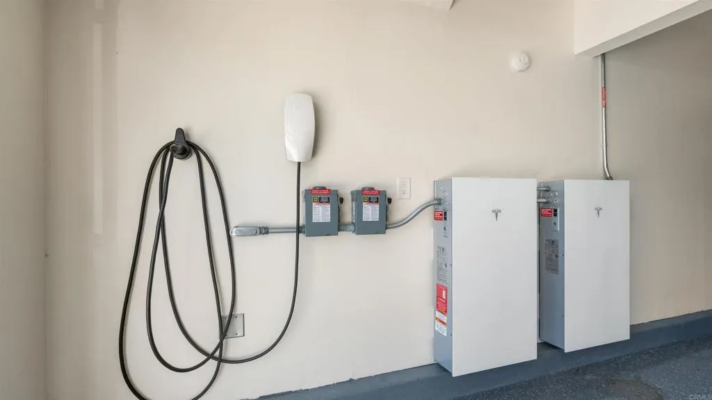 https://cdn.realtyfeed.com/cdn/127/306727376/44df250d34d8d574b8a37a0ec7c43bcf.webp