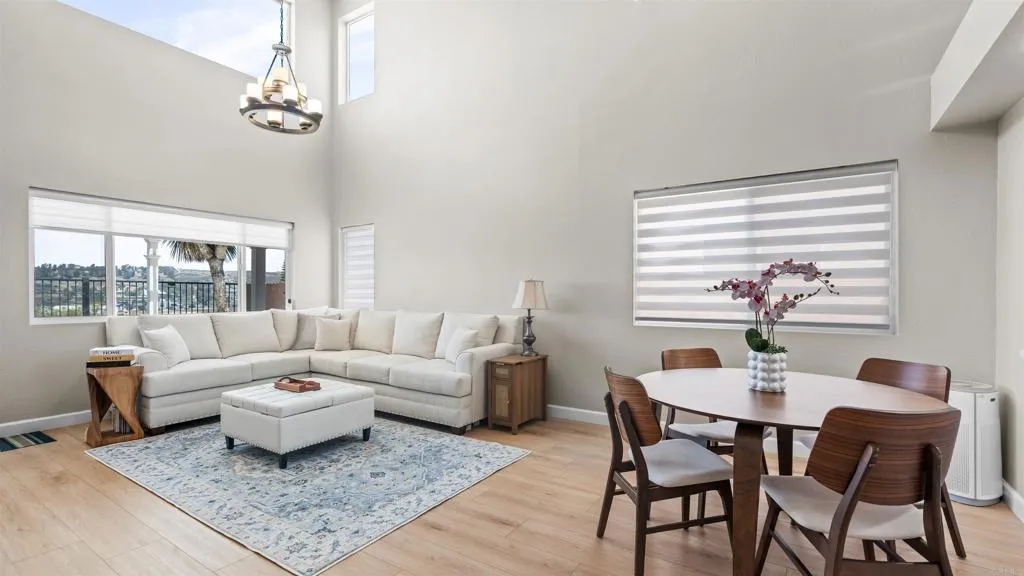 https://cdn.realtyfeed.com/cdn/127/306727376/8ab5c67f4add55e72dc09aa30a81c45e.webp