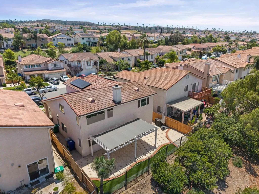 https://cdn.realtyfeed.com/cdn/127/306727376/ae5f67970ff44382faa25d130e76fe7b.webp