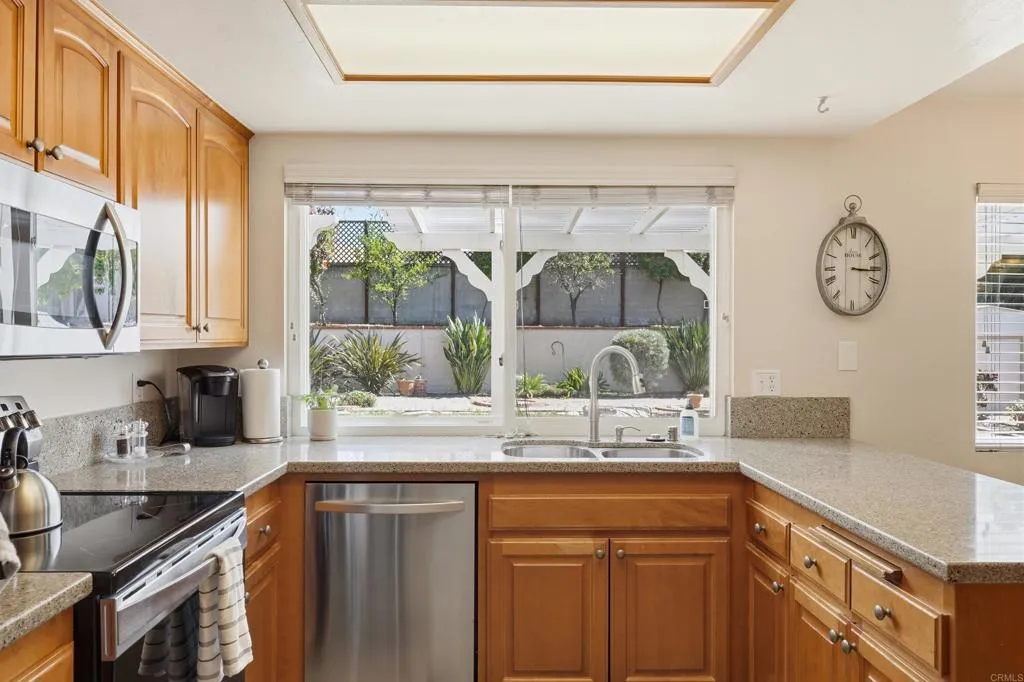 https://cdn.realtyfeed.com/cdn/127/306727395/9ec535b65de1605246e6a4785afea17b.webp