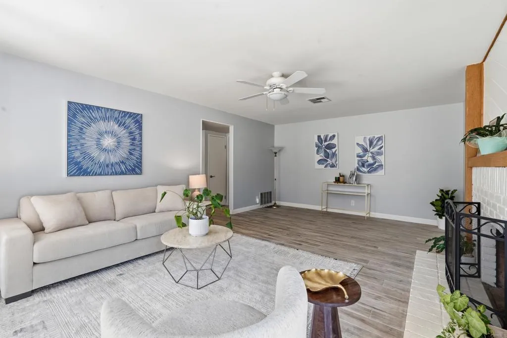https://cdn.realtyfeed.com/cdn/127/306727395/c90e91585ad1bb114eca15a22ecf738a.webp