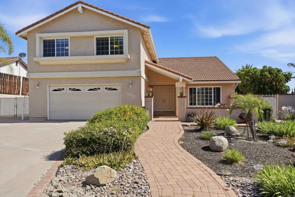 https://cdn.realtyfeed.com/cdn/127/306727395/d596322952c5cee1eea0aafca0c7aaf6.webp