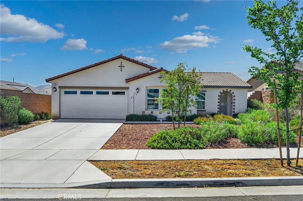 Hemet, CA 92543