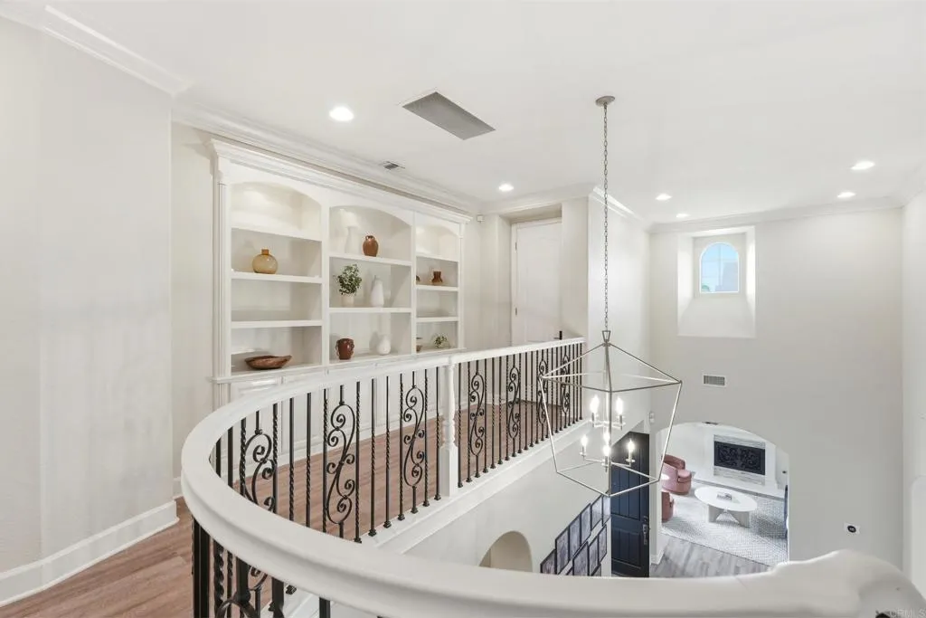 https://cdn.realtyfeed.com/cdn/127/306727448/3202d6074a4ee473ceb6a767a0054c8c.webp