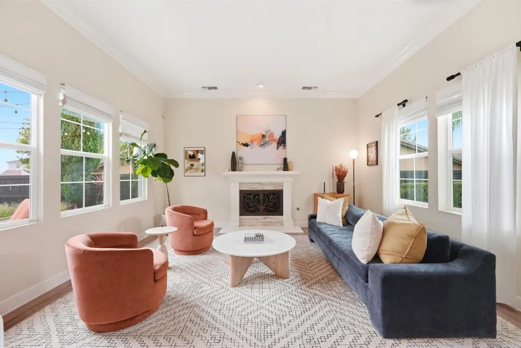 https://cdn.realtyfeed.com/cdn/127/306727448/6e2ba031c8b3e824b14e4c3f0da4c3b6.webp