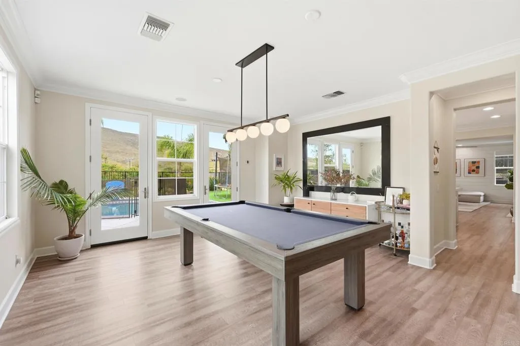https://cdn.realtyfeed.com/cdn/127/306727448/baa376e7285932f140098b6479d3acd8.webp