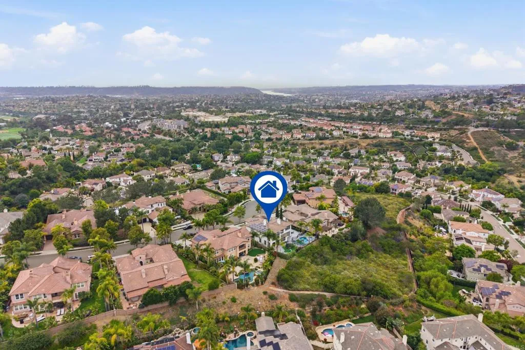 https://cdn.realtyfeed.com/cdn/127/306727448/ef092340851fe4e976af5b73176327e8.webp