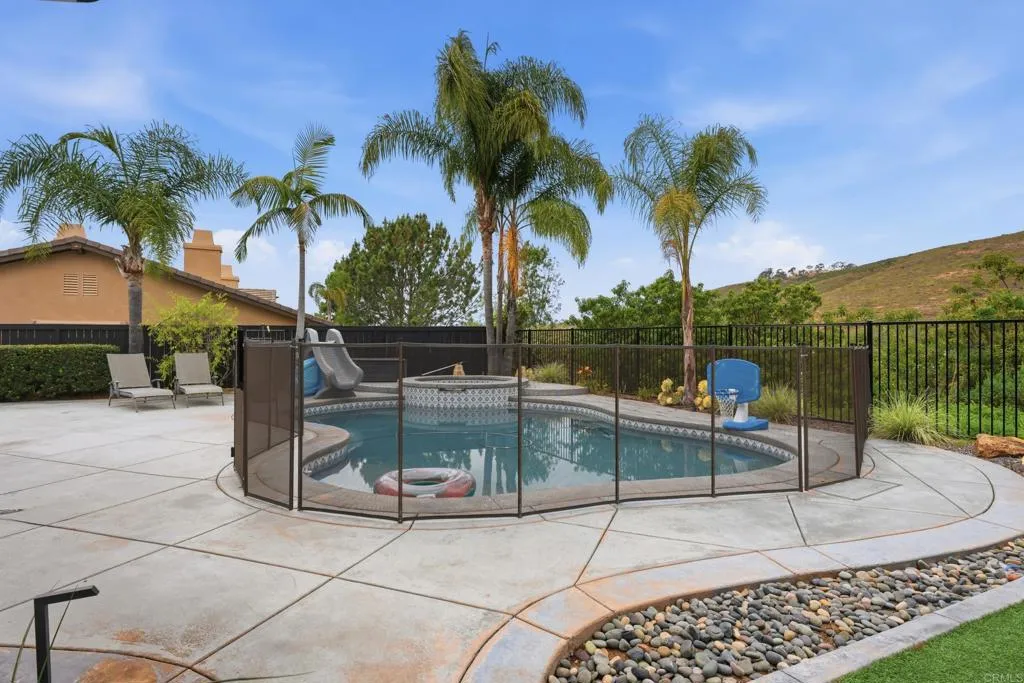 https://cdn.realtyfeed.com/cdn/127/306727448/fc300dcea9119ae061ecf51db4ea5483.webp