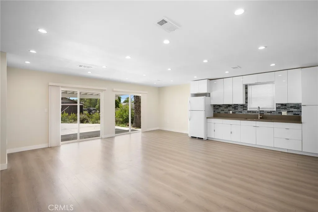 8435 Rincon Avenue, Sun Valley, CA 91352 - Photo 4 of 50, Sun Valley, CA
