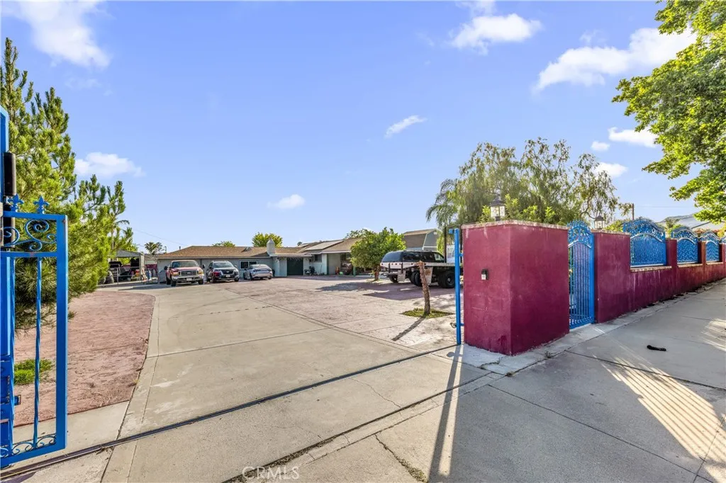 Sylmar, CA 91342