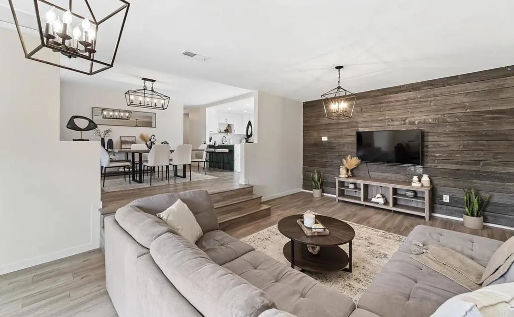 https://cdn.realtyfeed.com/cdn/127/306727501/0d7d68c413ee4d1e98e61e845e7e34b2.webp