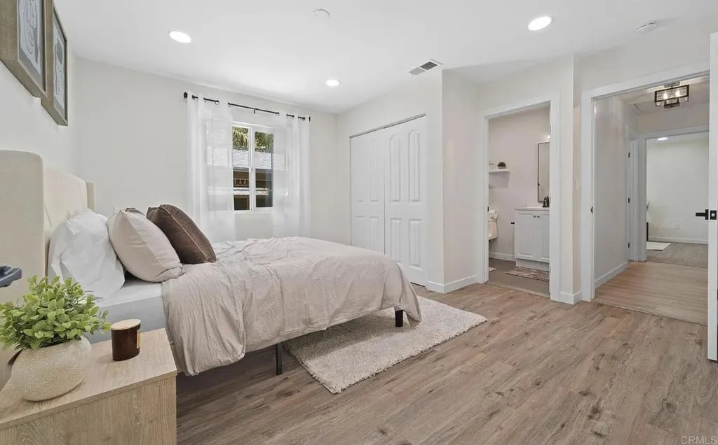 https://cdn.realtyfeed.com/cdn/127/306727501/71faa5f83e91d85635a3e5822bd7455f.webp