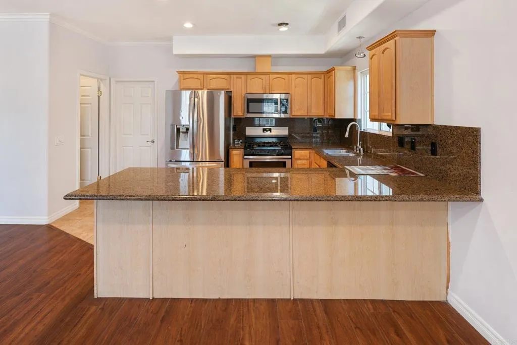 https://cdn.realtyfeed.com/cdn/127/306727528/1f069c471f034aebb66203e6a472e3a4.webp