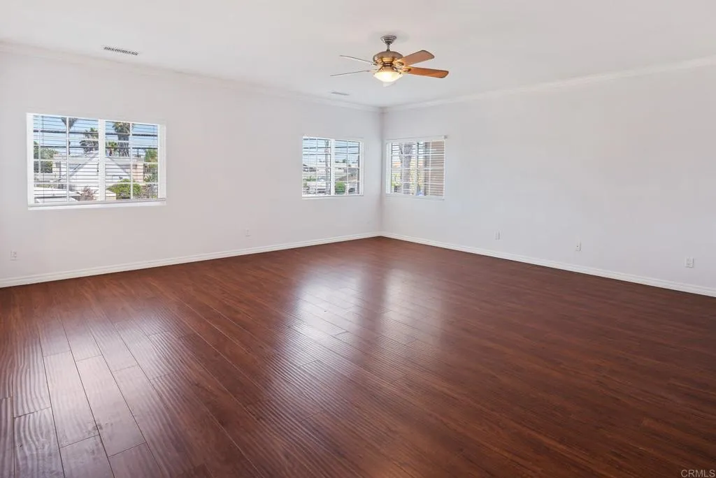 https://cdn.realtyfeed.com/cdn/127/306727528/7b8fa491dcb0cff7acb67961bc4d3b3d.webp