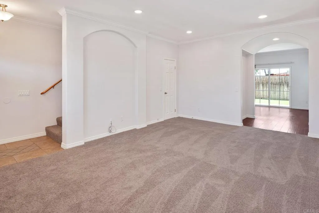 https://cdn.realtyfeed.com/cdn/127/306727528/84c91e30ac836decd9799e78d59b007e.webp