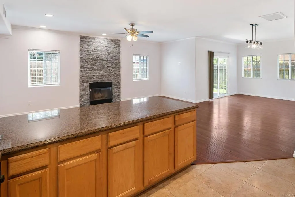 https://cdn.realtyfeed.com/cdn/127/306727528/dbbd86f085cd0c52b281ce3040347087.webp