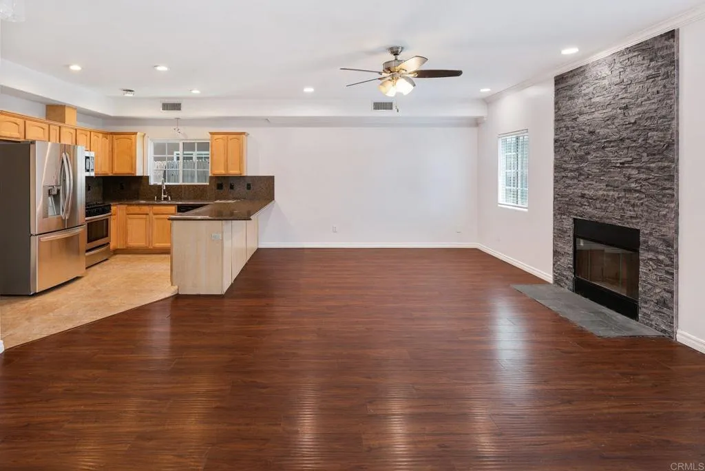 https://cdn.realtyfeed.com/cdn/127/306727528/e3d7352a1f90da08f4f9829728e73595.webp