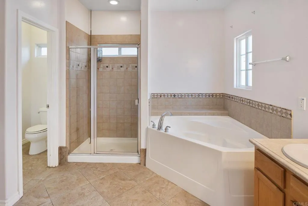 https://cdn.realtyfeed.com/cdn/127/306727528/e403bb0091f70e77b6d206ea881731b0.webp