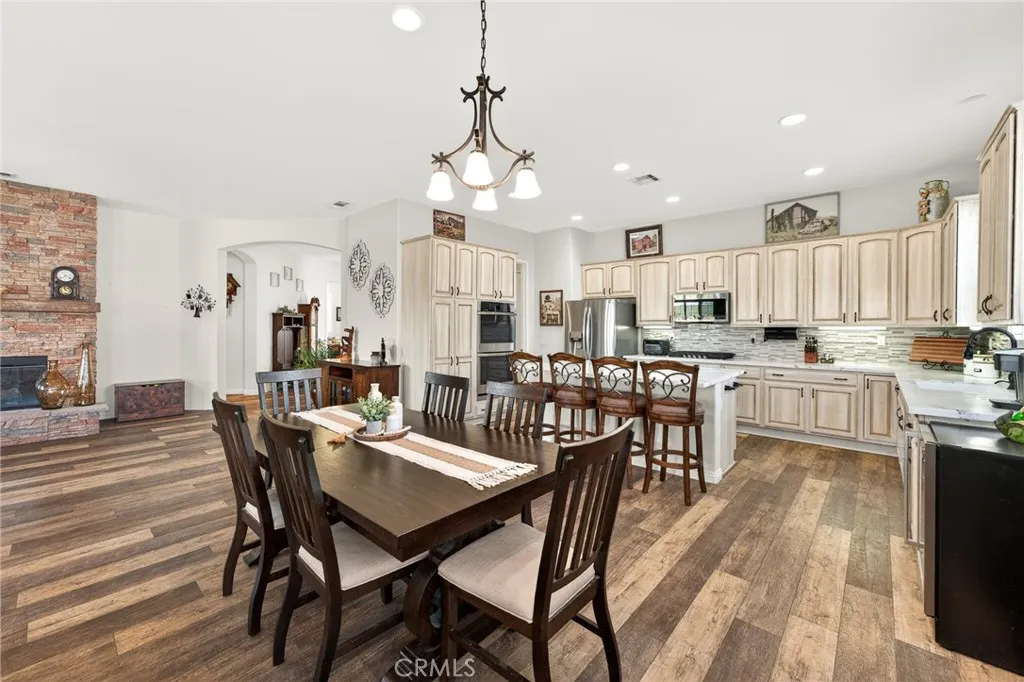1710 Reyes, Beaumont, CA 92223 - Photo 4 of 34, Beaumont, CA
