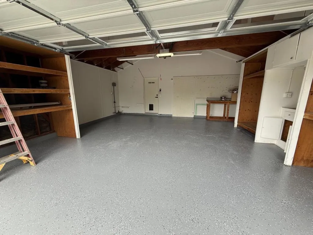 https://cdn.realtyfeed.com/cdn/127/306727545/48fd67e66333aaef09ead449eb00ea45.webp