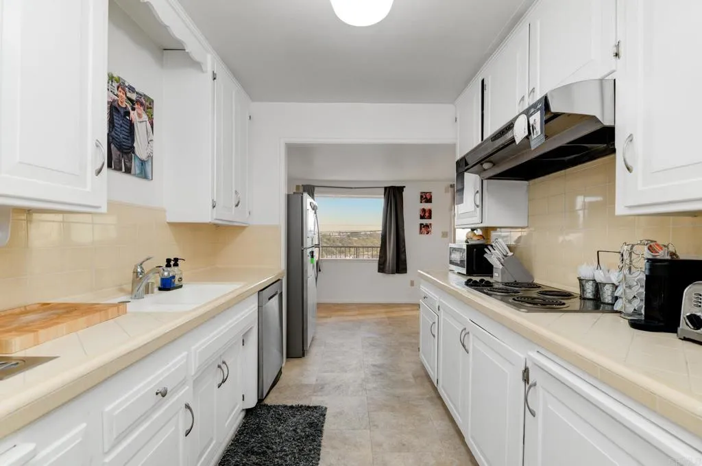https://cdn.realtyfeed.com/cdn/127/306727556/9a679941a680cfba2d1188bf13a0b181.webp