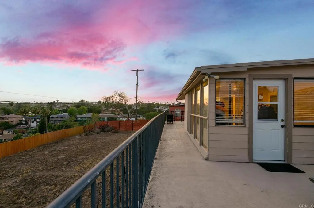 https://cdn.realtyfeed.com/cdn/127/306727556/a6d178a6b1ff371035845228d69a34e5.webp
